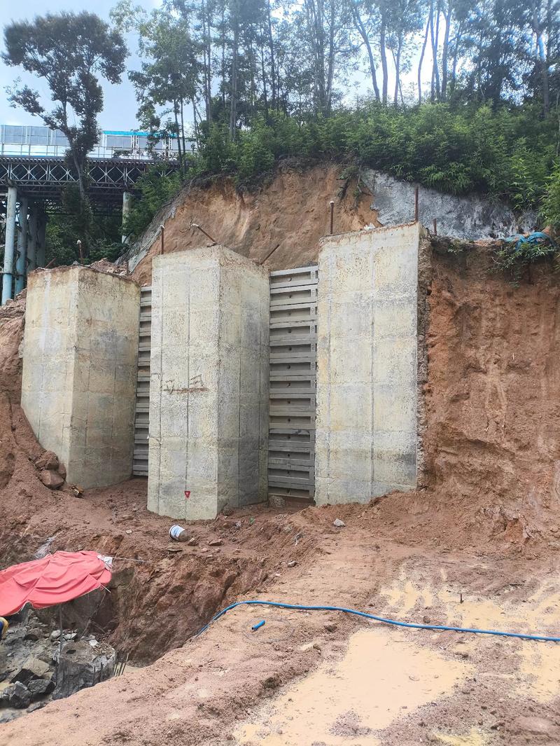 南京雨花台区抗滑桩支护